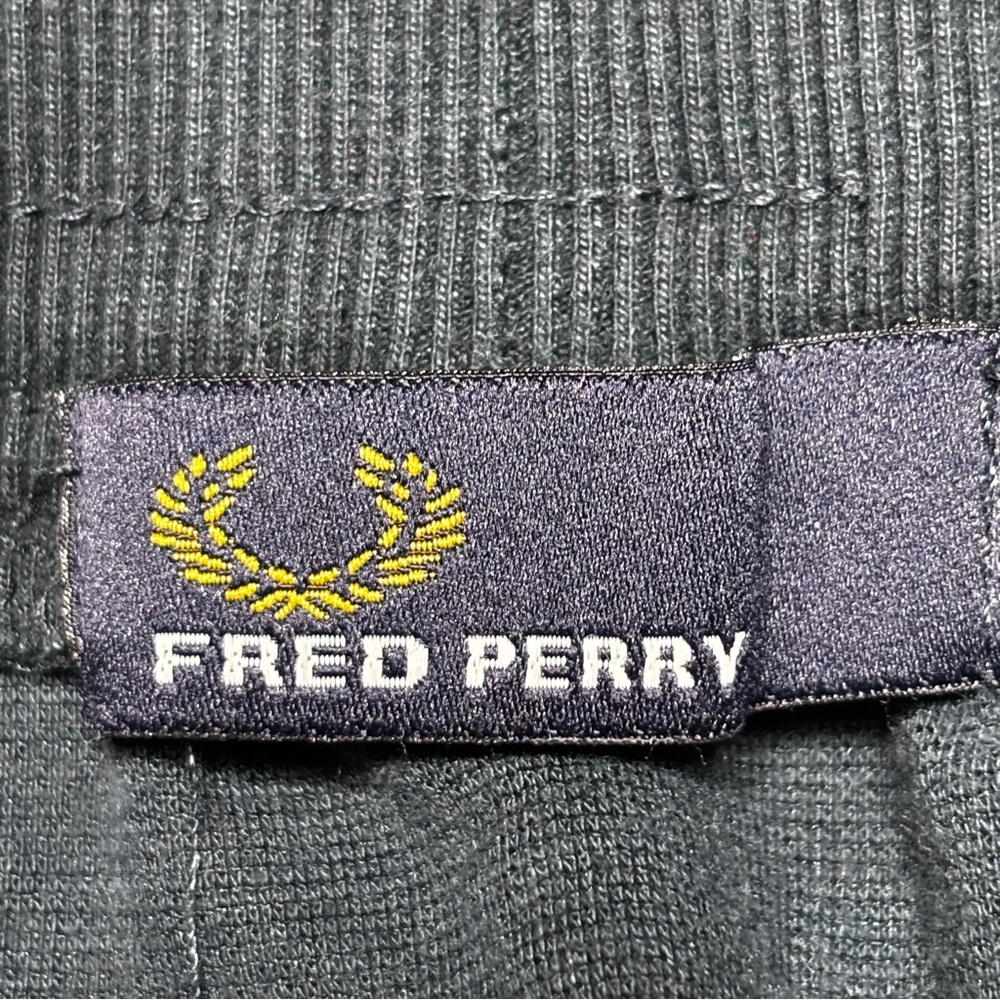 Fred Perry Loopback Sweatpants - Picture 7 of 7